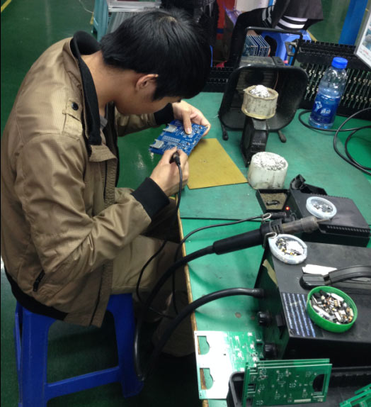 On-Site Fast Repairing The Mother Boards